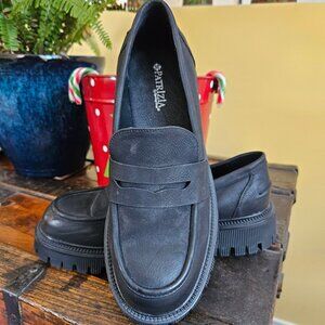 Like-New Black Patrizia Slip-On Chunky Penny Loafers